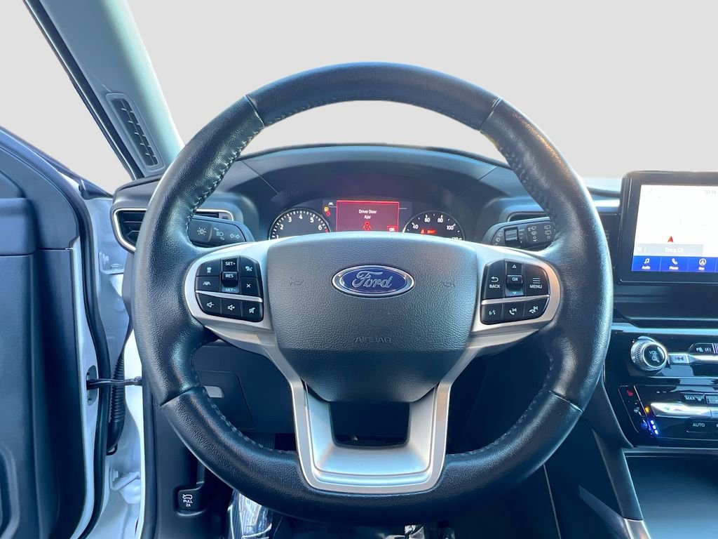 Used 2023 Ford Explorer Limited w/ Equipment Group 301A image 11