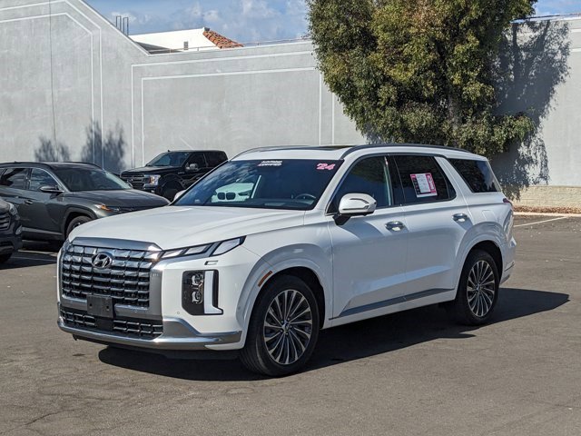 Used 2024 Hyundai Palisade Calligraphy image 1