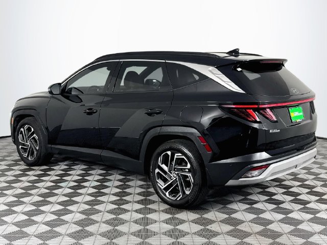 Used 2025 Hyundai Tucson Limited FWD image 6
