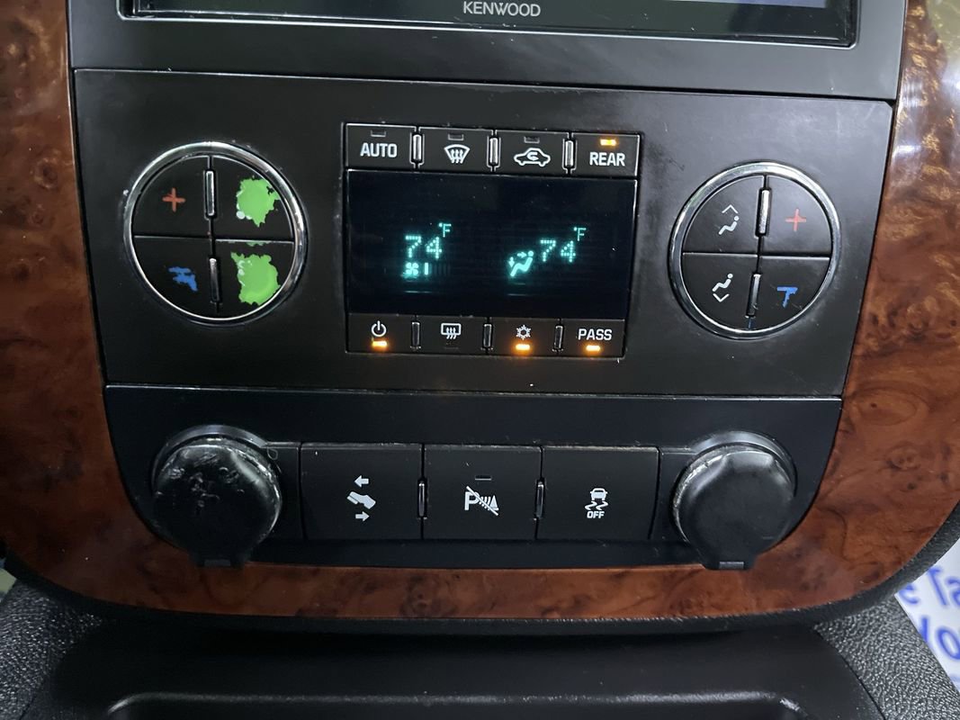 Used 2013 Chevrolet Tahoe LT image 22