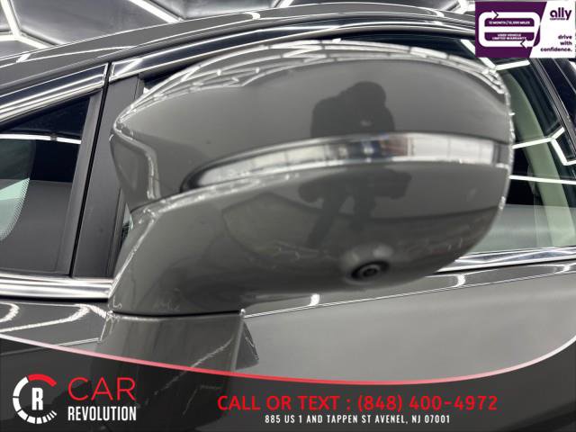 Used 2021 Chrysler Pacifica Touring-L image 59