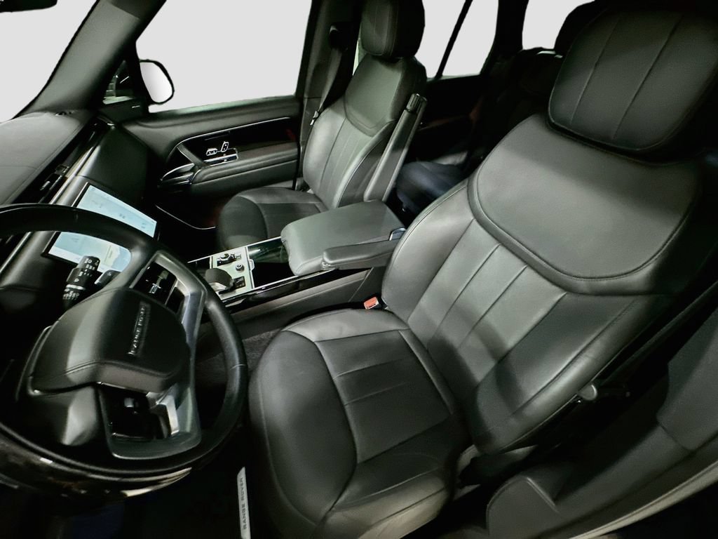 Certified 2023 Land Rover Range Rover SE AWD/4WD image 5