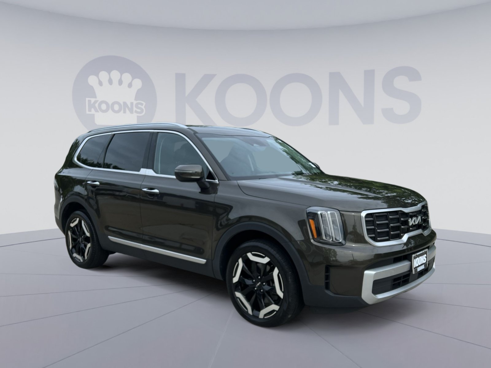 Used 2024 Kia Telluride S w/ S Sunroof Package AWD/4WD image 2