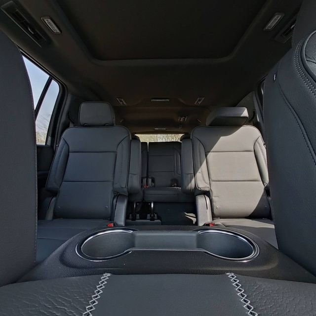 New 2026 GMC Yukon XL Denali w/ Sun & Power Step Package image 29