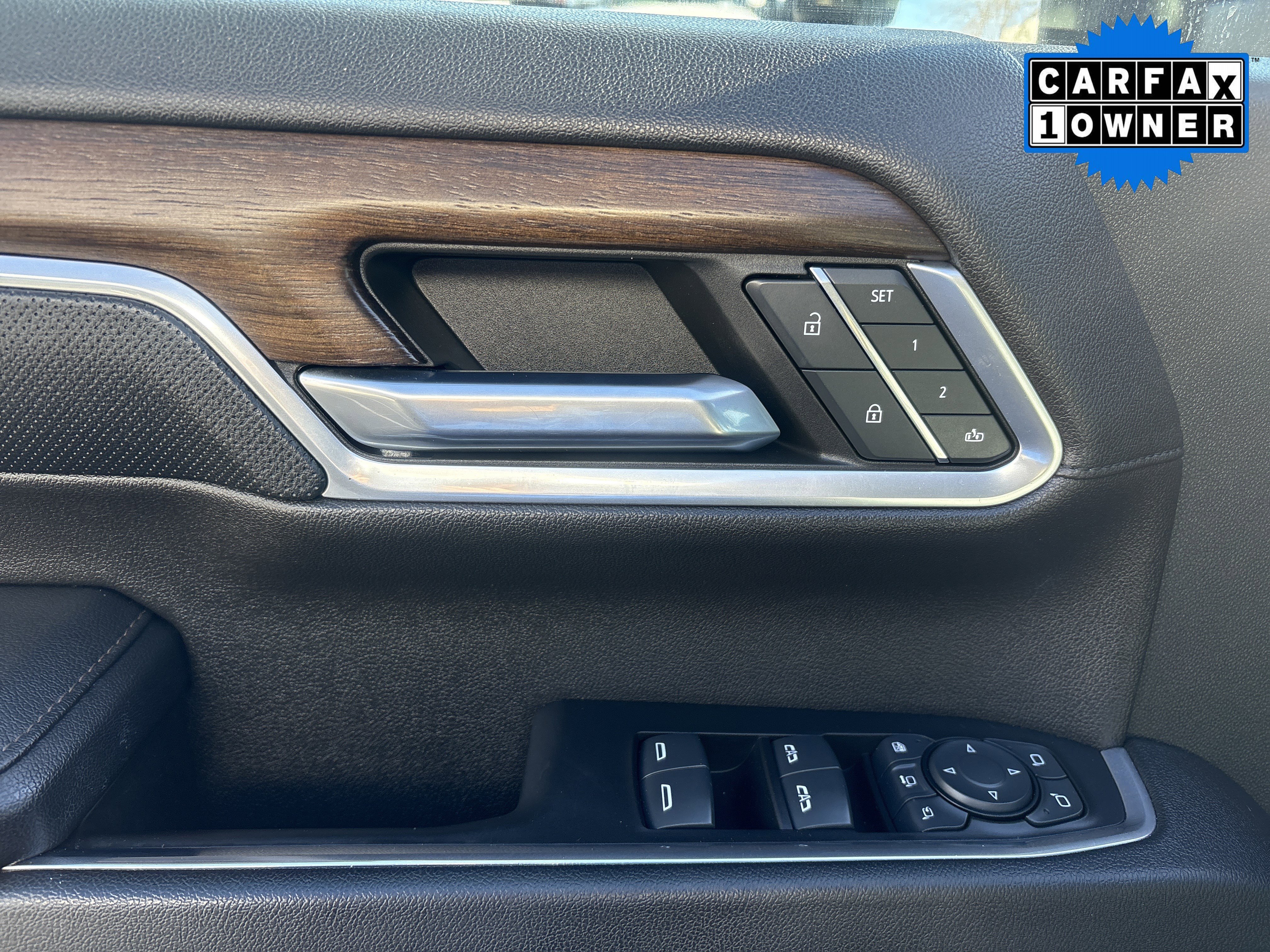 Used 2024 Chevrolet Silverado 3500 High Country w/ High Country Premium Package image 15