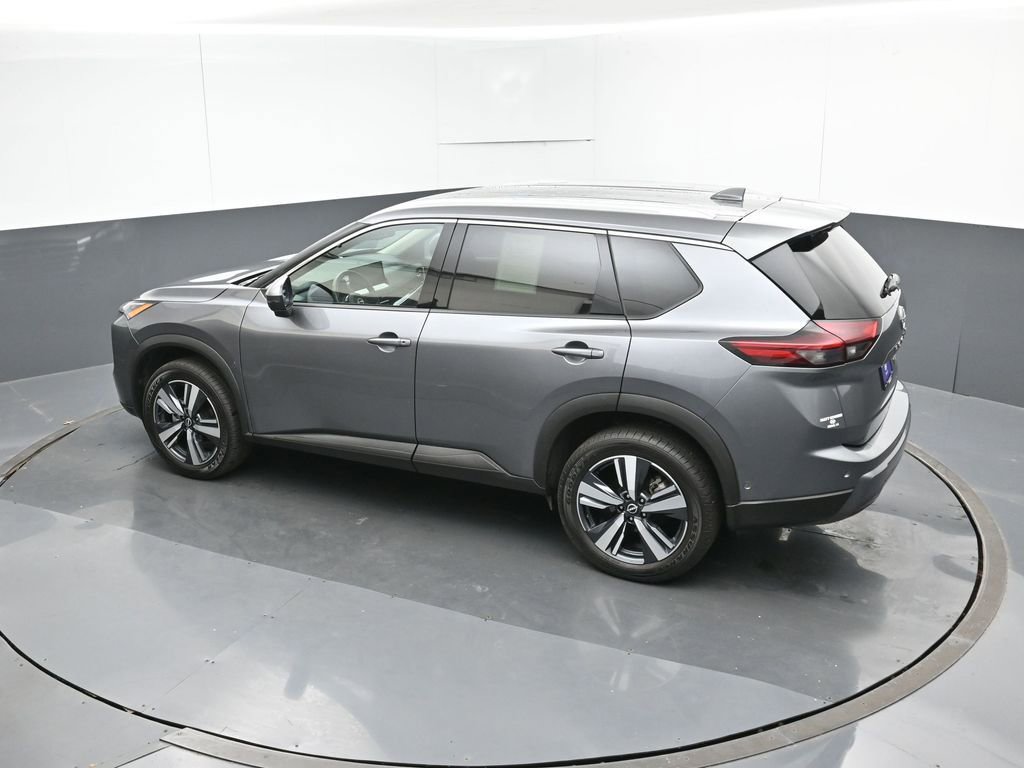 Used 2024 Nissan Rogue SL AWD/4WD image 48