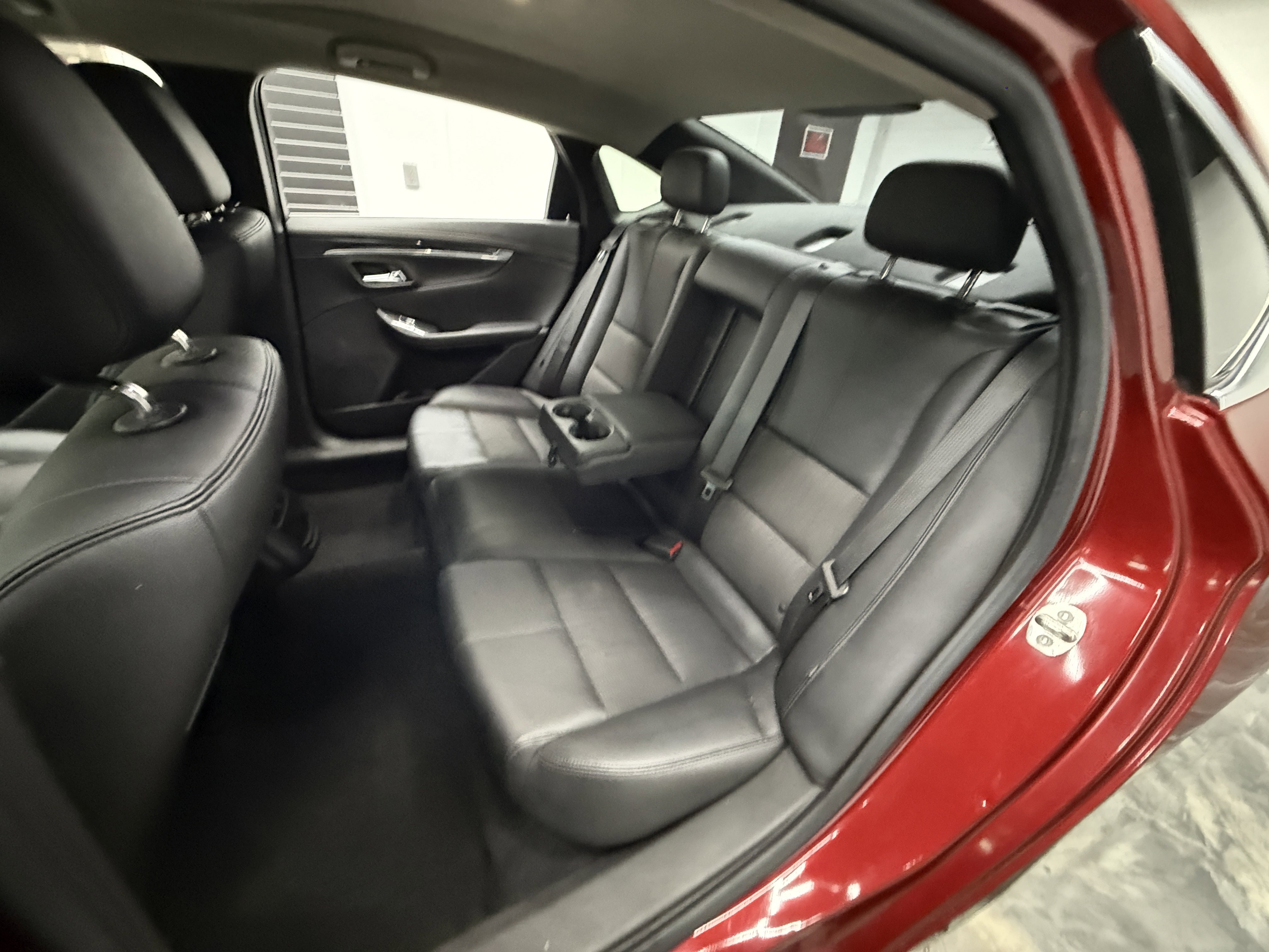Used 2018 Chevrolet Impala LT image 20