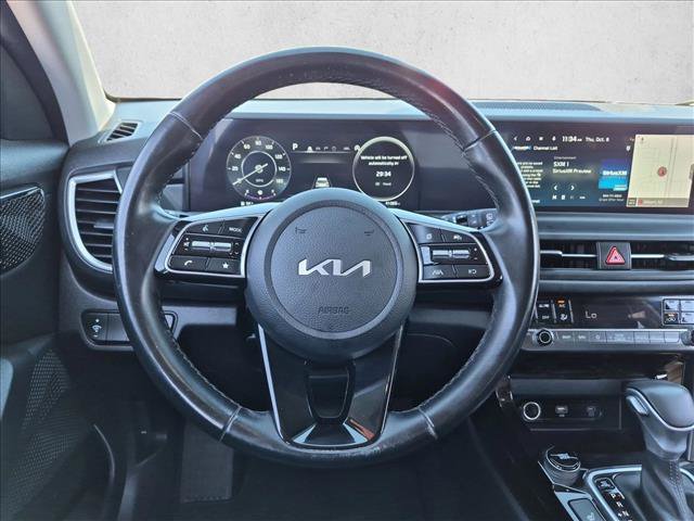 Used 2024 Kia Seltos EX FWD image 14