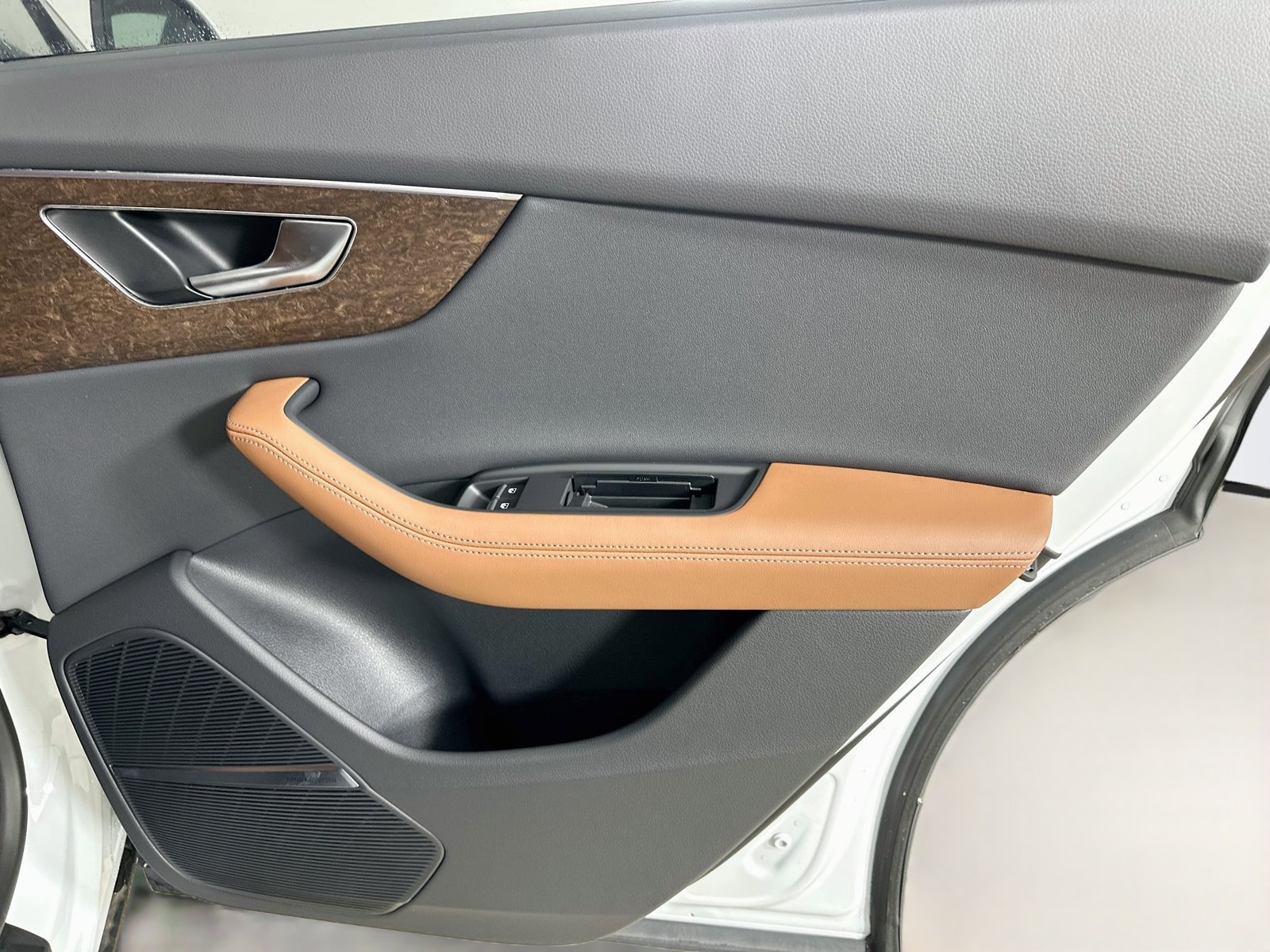 New 2027 Audi Q8 Premium Plus AWD/4WD image 40