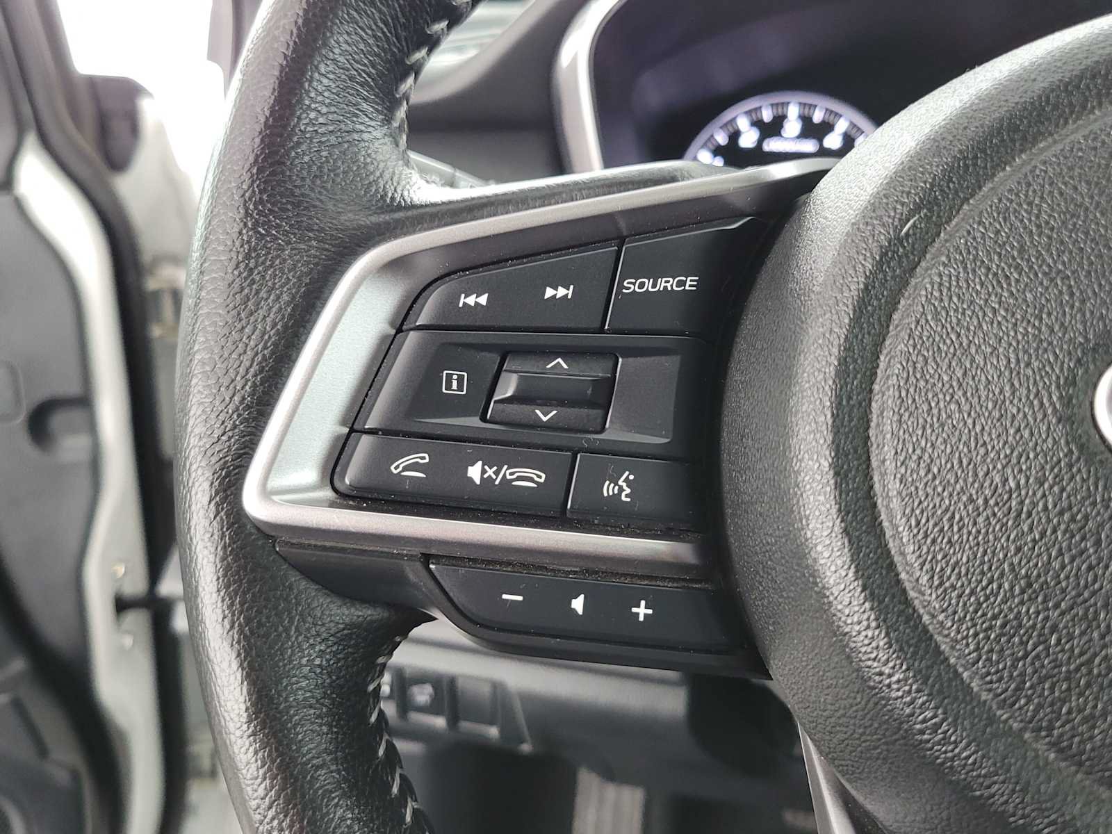 Used 2023 Subaru Outback Limited AWD/4WD image 29