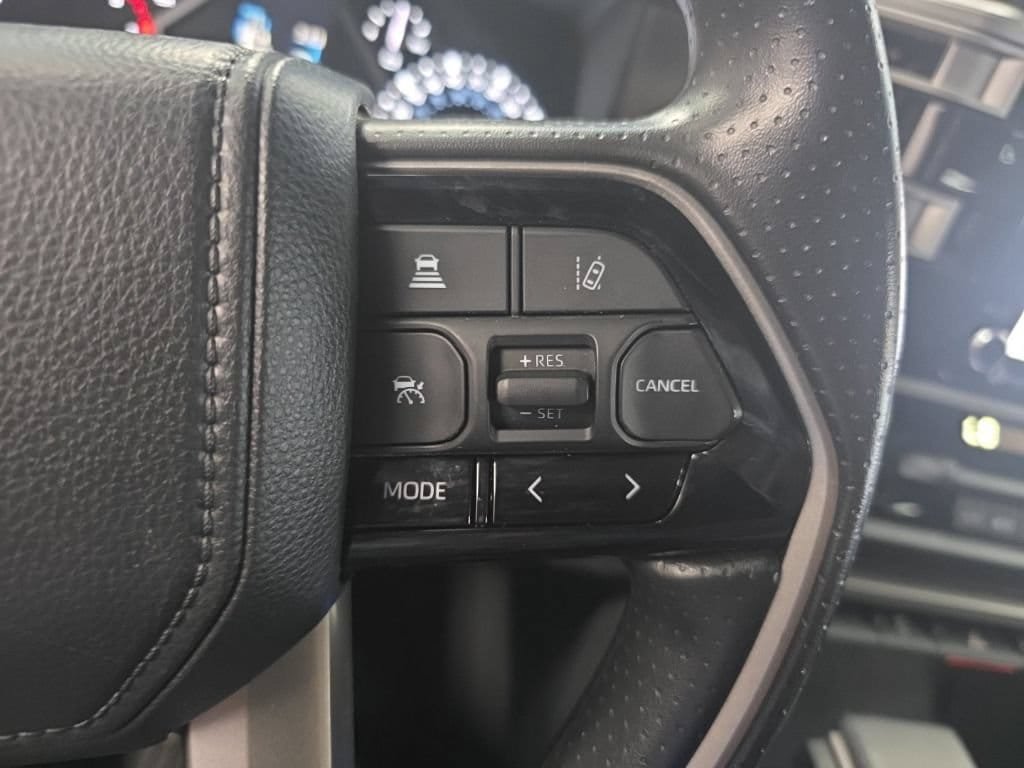 Used 2023 Toyota Tundra SR5 w/ SR5 Convenience Package AWD/4WD image 20