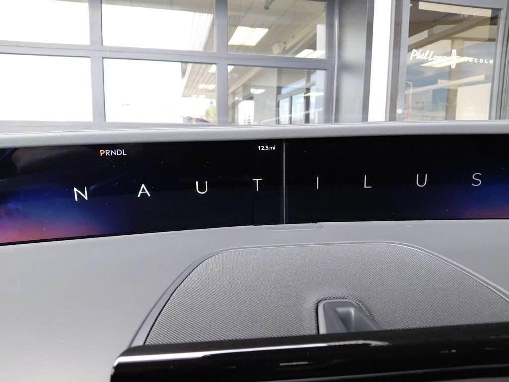 New 2026 Lincoln Nautilus Premier w/ Equipment Group 102A AWD/4WD image 42
