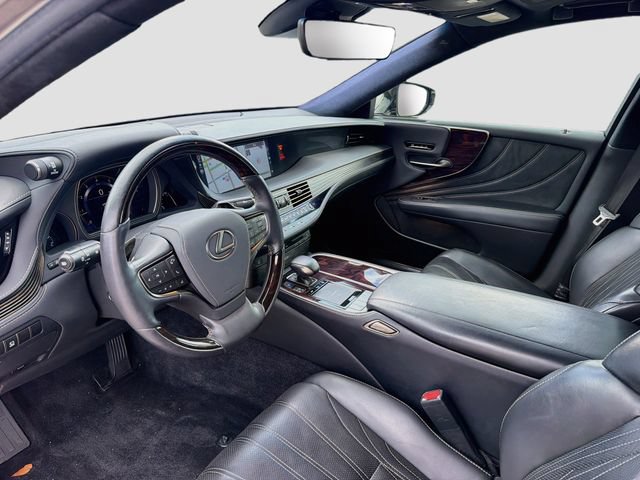 Used 2018 Lexus LS 500 w/ Interior Upgrade Package RWD image 26