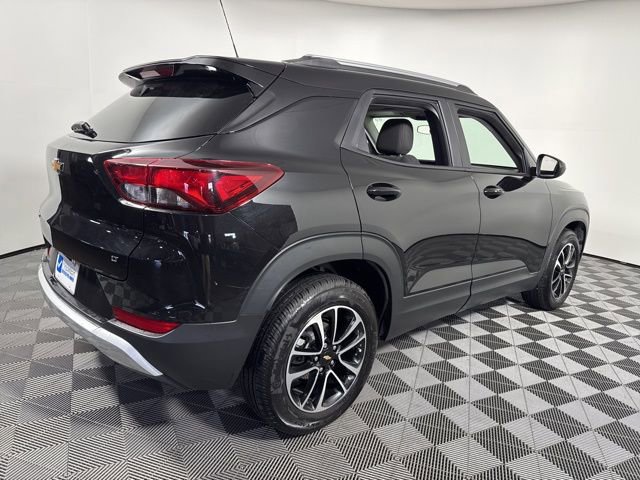 Used 2025 Chevrolet TrailBlazer LT image 6