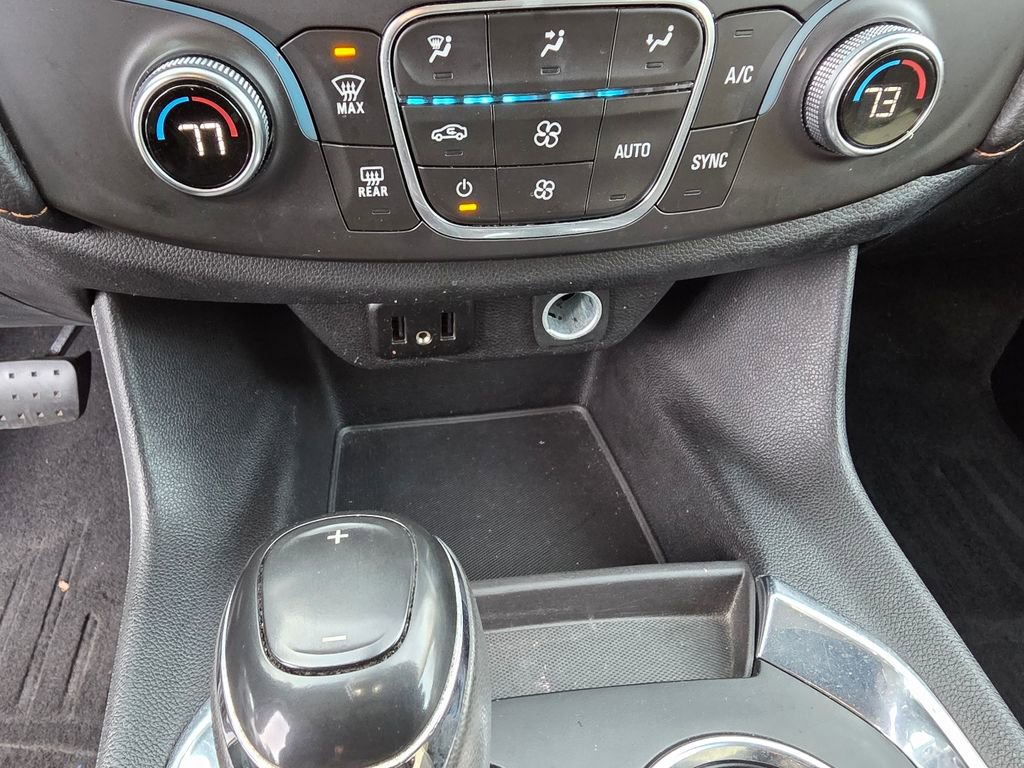 Used 2019 Chevrolet Traverse LS image 24