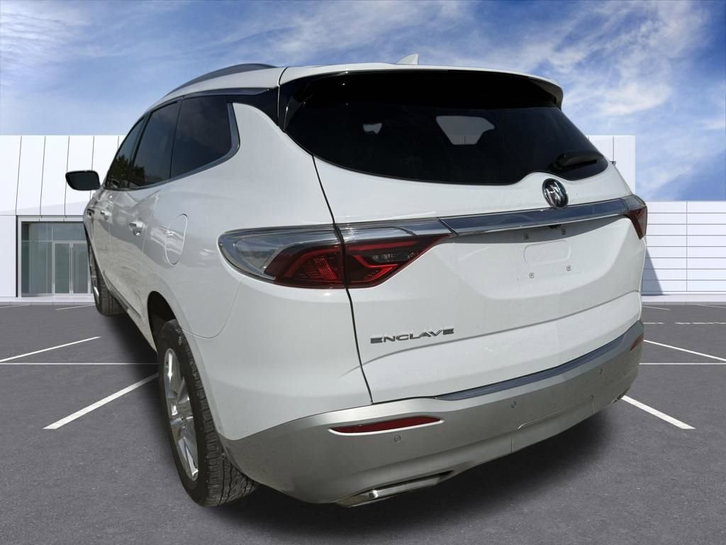 Used 2024 Buick Enclave Essence FWD image 11