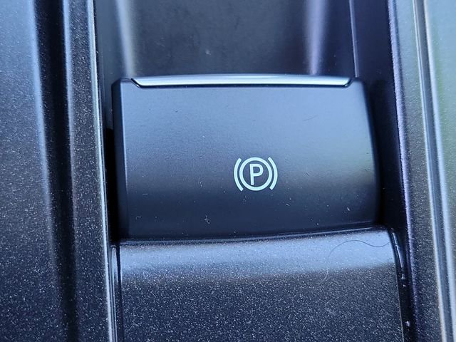 Used 2026 Ford Explorer Active RWD image 17