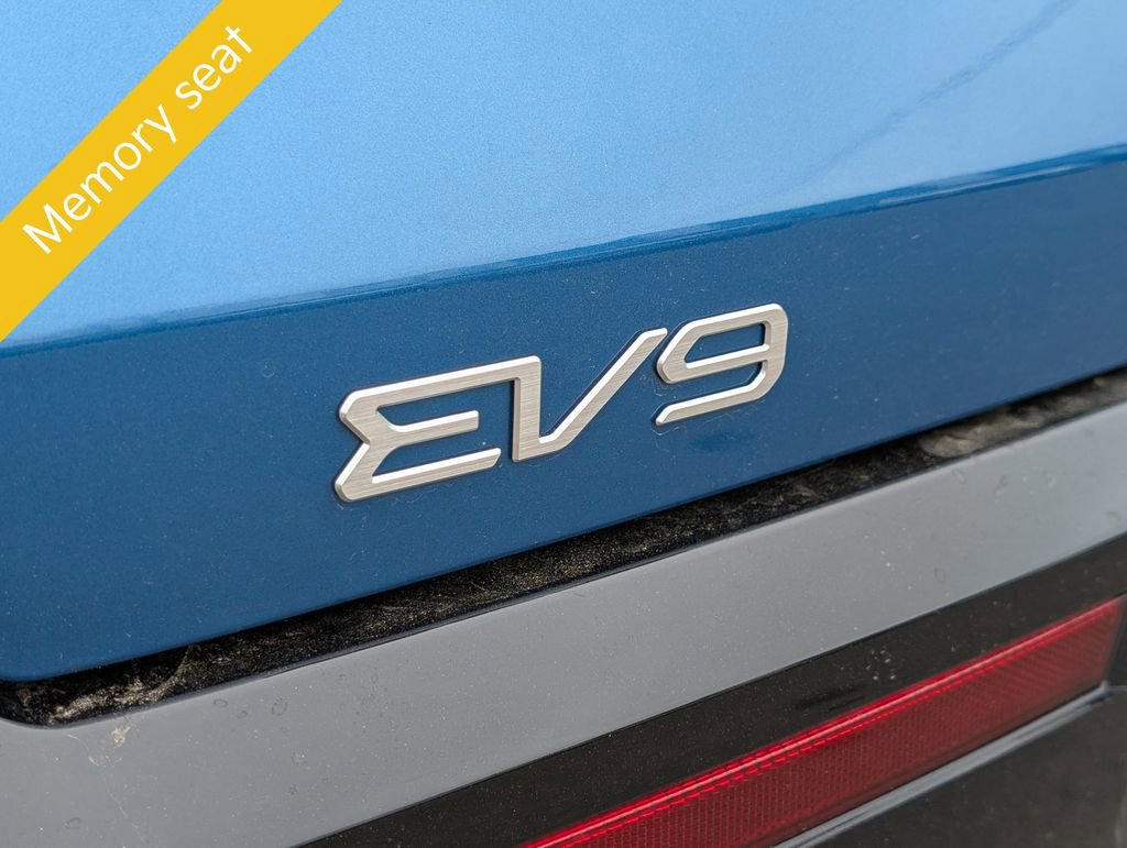 Used 2024 Kia EV9 Land AWD/4WD image 14
