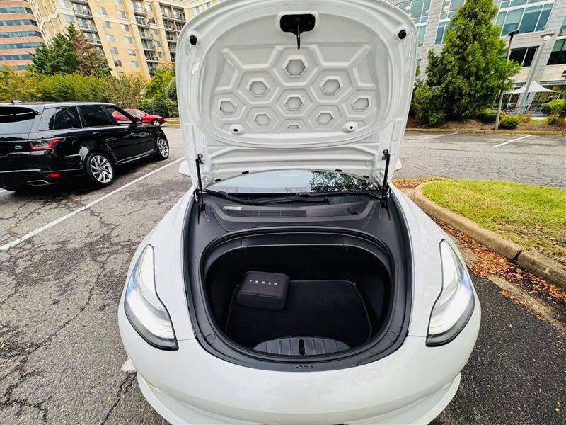 Used 2018 Tesla Model 3 image 40