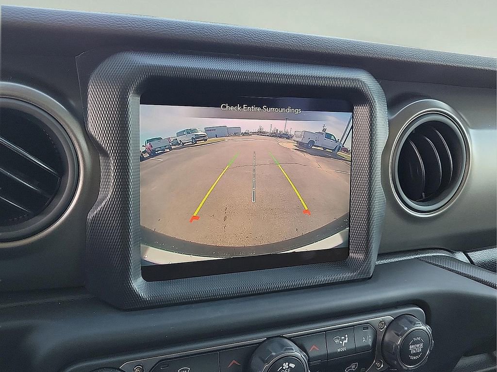 Used 2023 Jeep Wrangler Sport S image 15