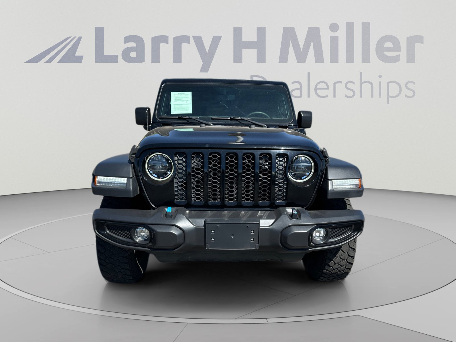 Used 2023 Jeep Wrangler Unlimited w/ 8.4" Radio Group AWD/4WD image 8