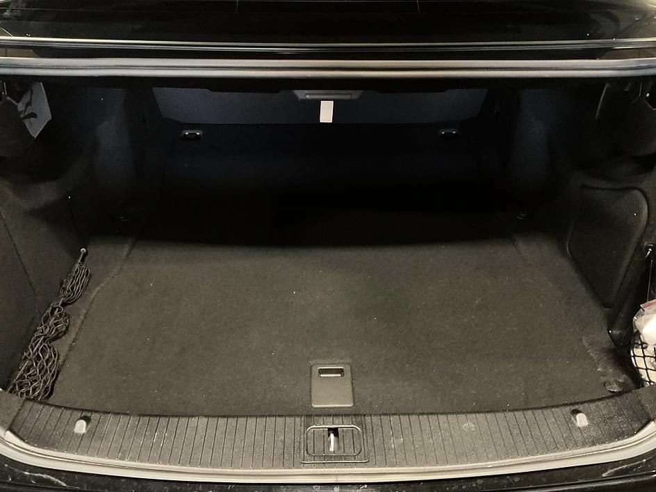 Used 2012 Mercedes-Benz E 350 Sedan image 29