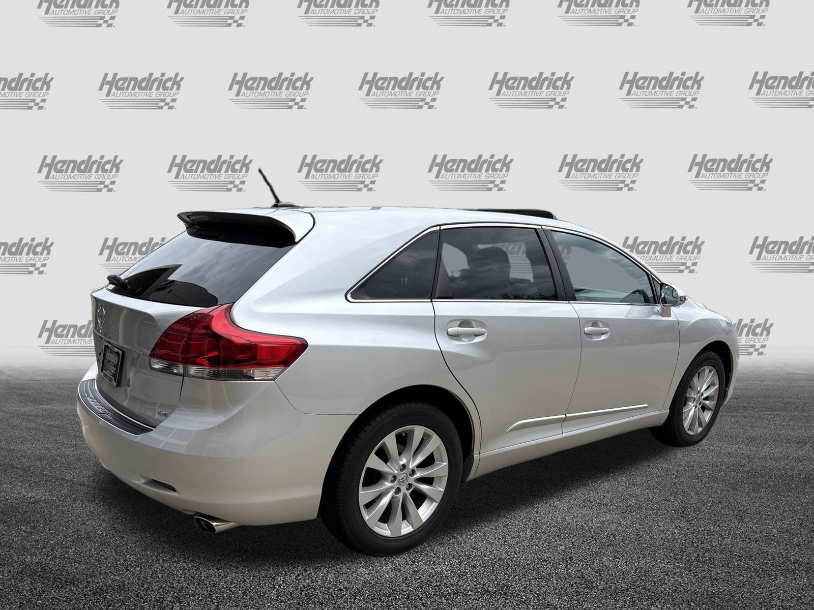 Used 2014 Toyota Venza LE FWD image 10