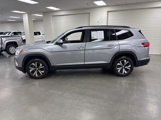 Used 2024 Volkswagen Atlas SE image 5