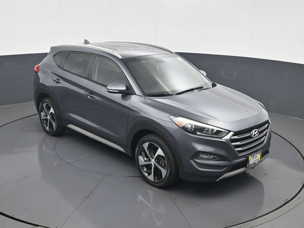 Used 2018 Hyundai Tucson Sport w/ Cargo Package FWD image 16