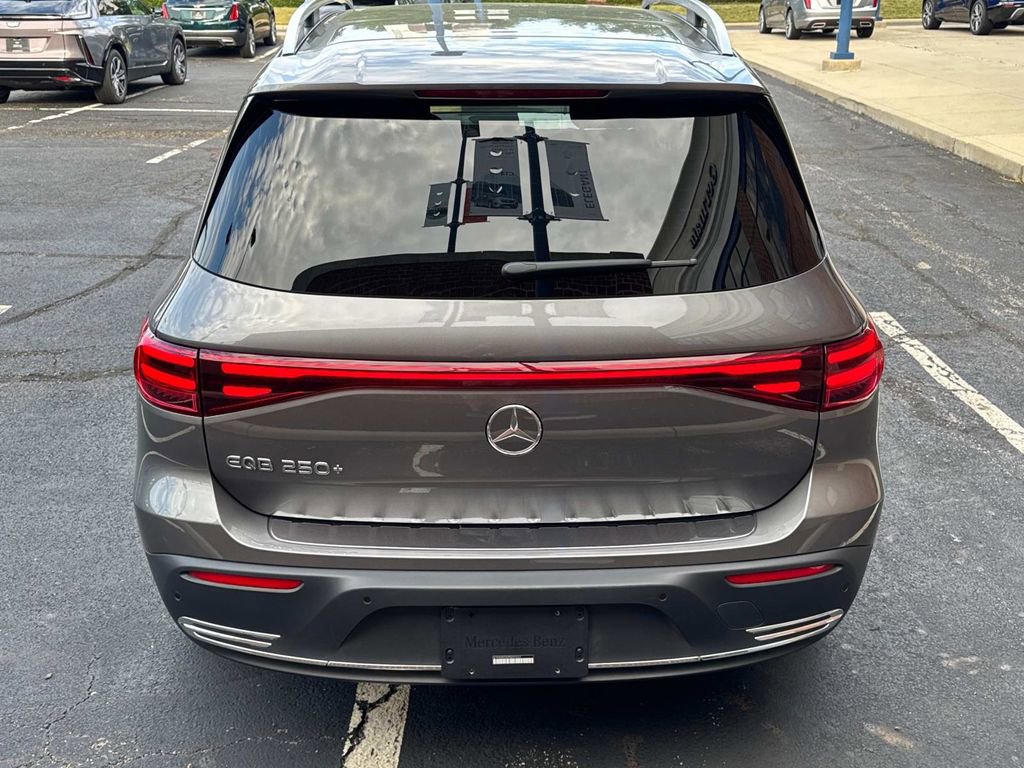 Certified 2024 Mercedes-Benz EQB 250+ w/ Winter Package image 5
