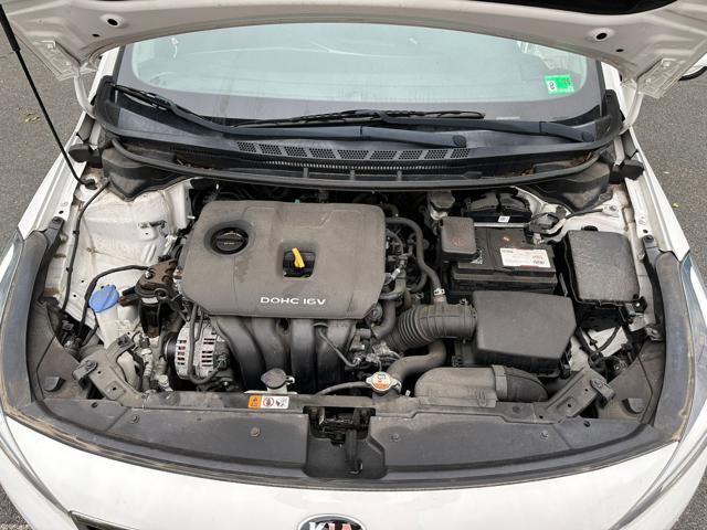 Used 2018 Kia Forte LX image 17