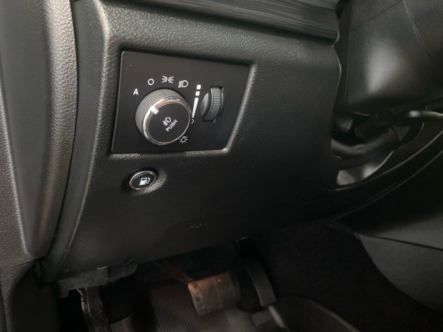 Used 2022 Jeep Grand Cherokee Laredo X AWD/4WD image 18