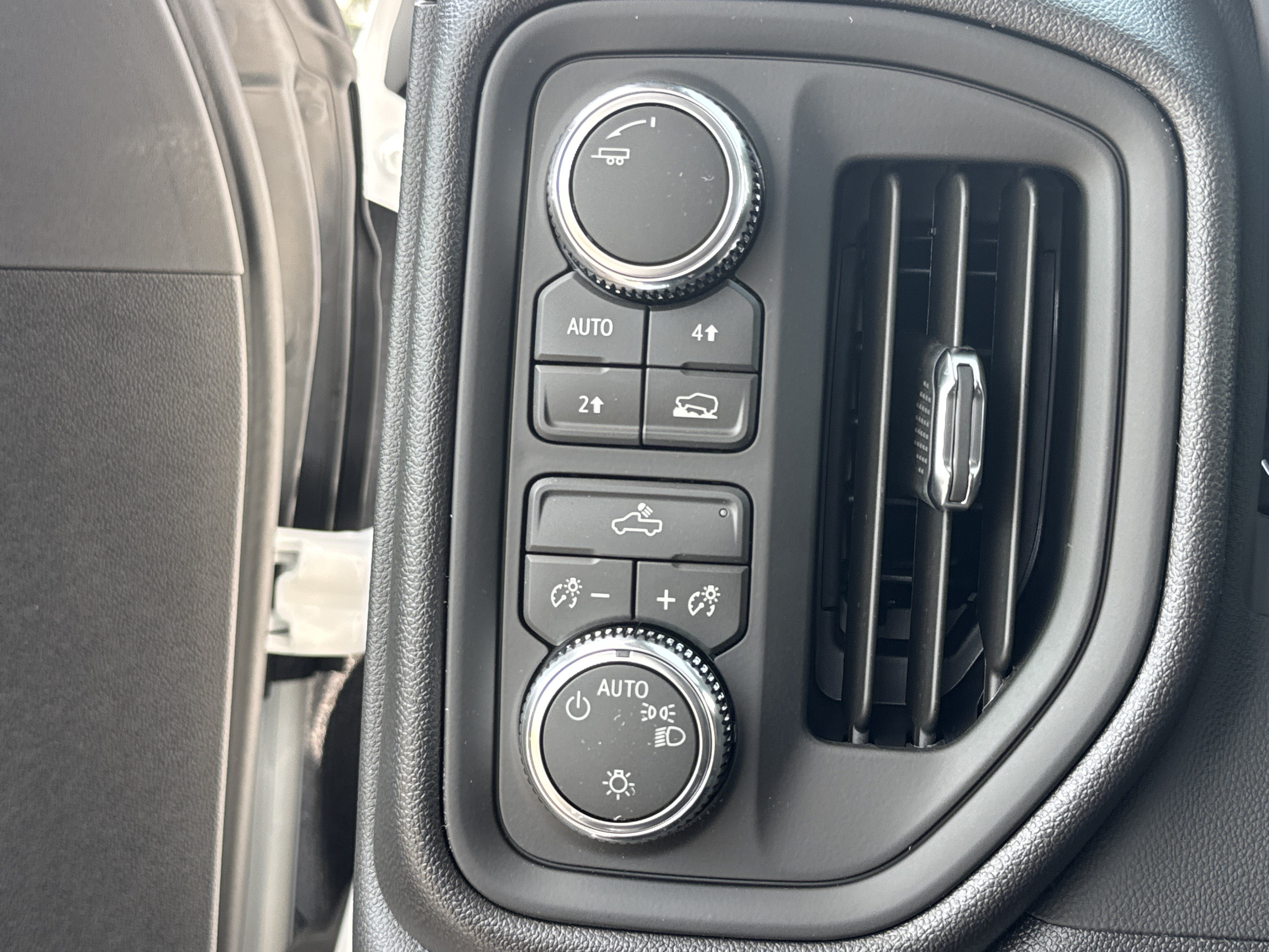 New 2026 GMC Sierra 1500 Pro w/ Pro Value Package AWD/4WD image 19