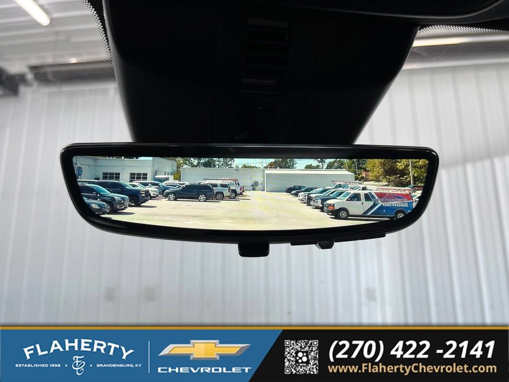 New 2026 Chevrolet Traverse Z71 w/ Driver Confidence Package AWD/4WD image 31