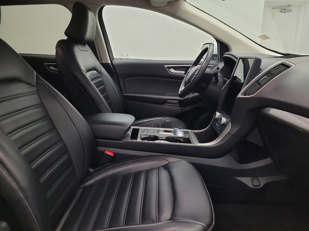 Used 2023 Ford Edge SEL image 21
