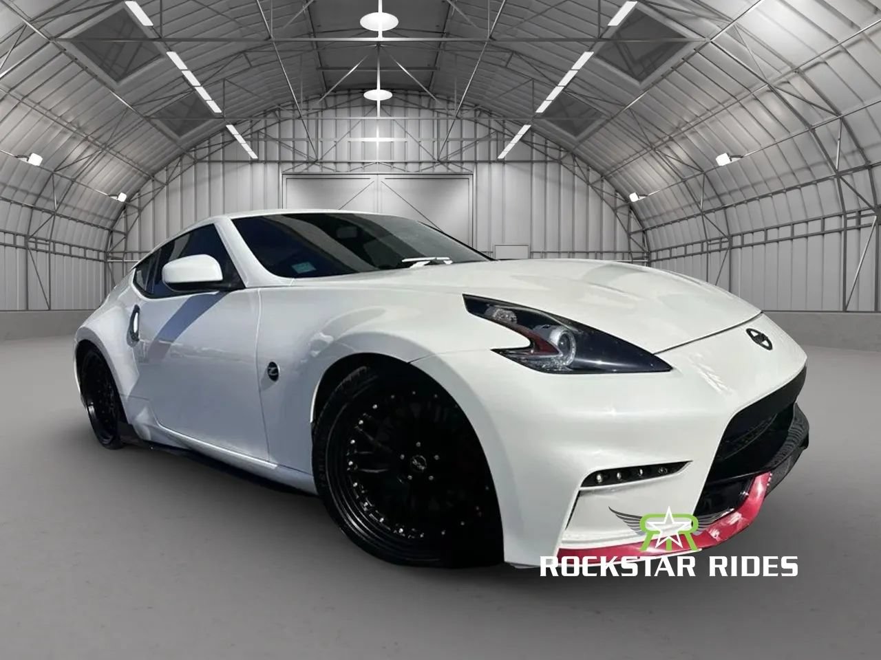 Used 2018 Nissan 370Z Coupe RWD image 14