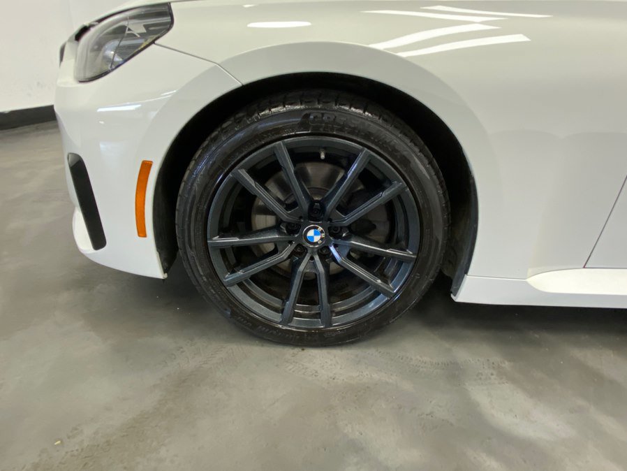 Used 2022 BMW 230i Coupe w/ Premium Package 2 RWD image 18