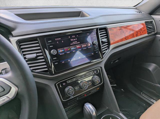 Used 2020 Volkswagen Atlas Cross Sport SEL Premium image 15