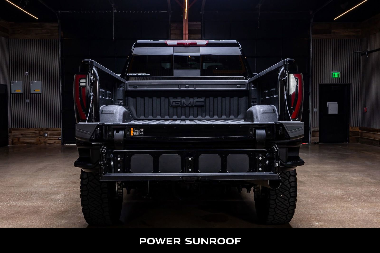 Used 2026 GMC Sierra 2500 AT4 w/ AT4 Premium Plus Package image 8