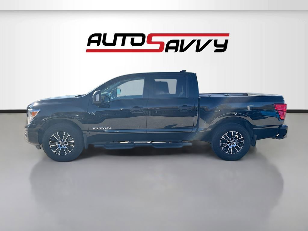Used 2024 Nissan Titan SV w/ SV Convenience Package image 4