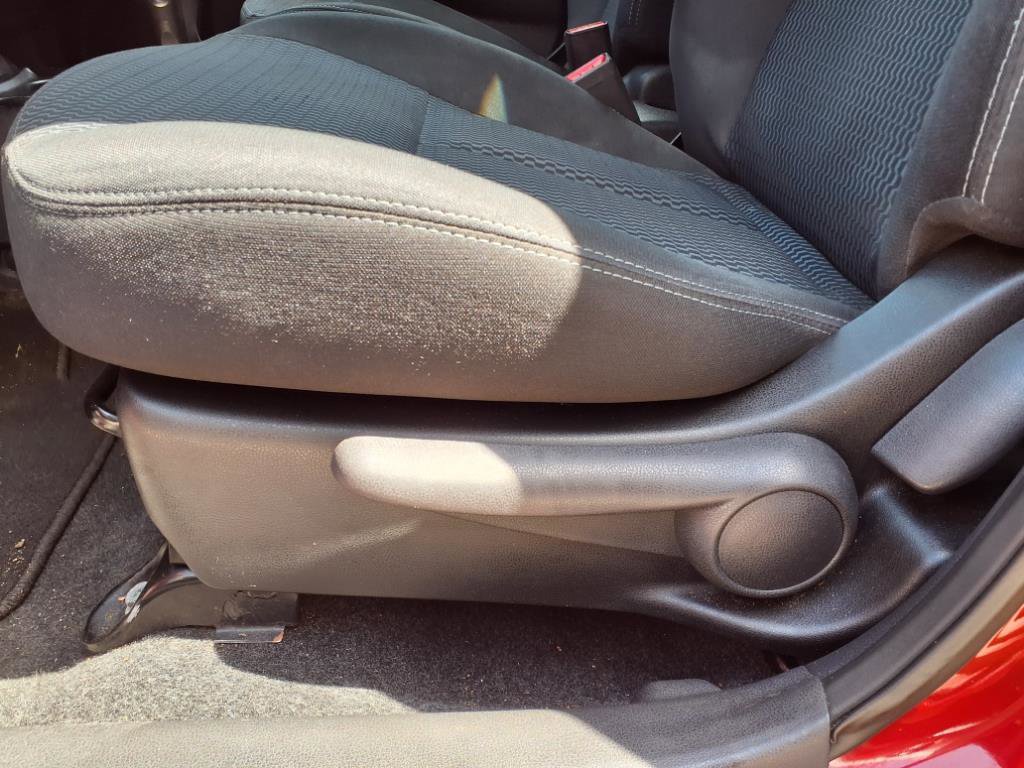 Used 2014 Nissan Versa Note SV image 13