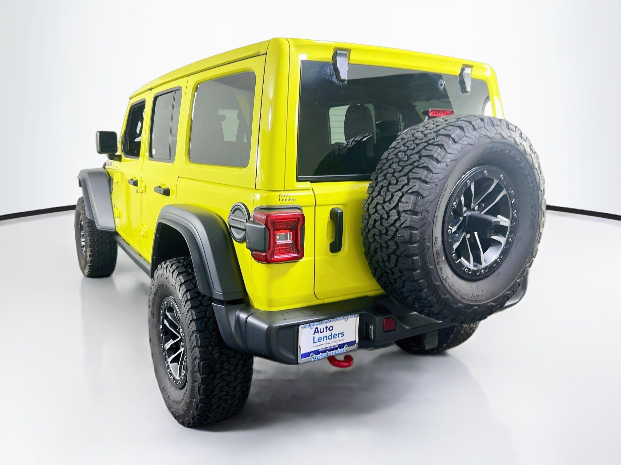 Used 2024 Jeep Wrangler Unlimited Rubicon w/ XTREMEE 35" Tire Package AWD/4WD image 7