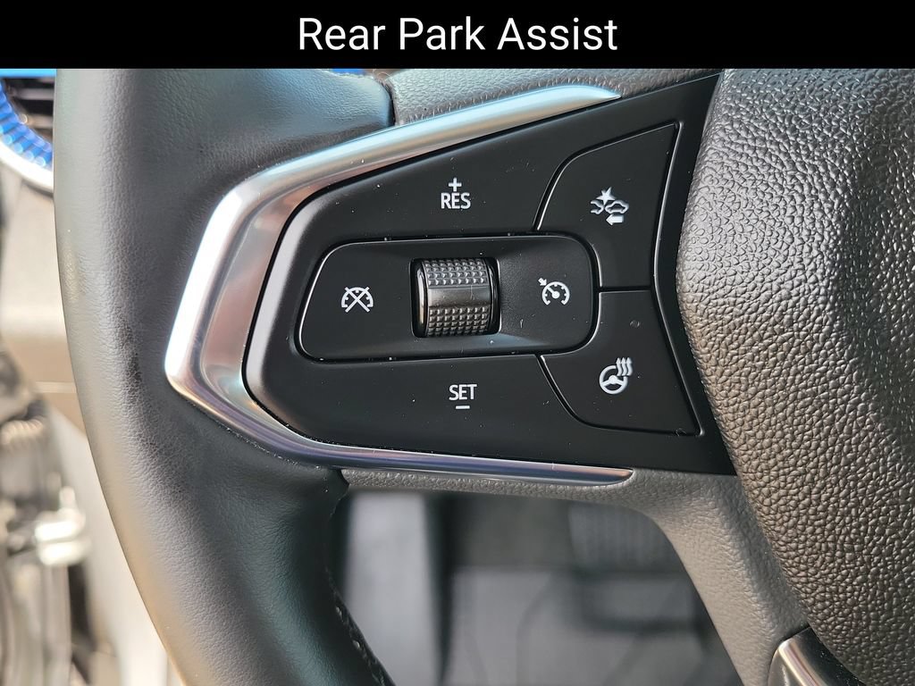 Used 2024 Chevrolet Trax LT w/ Driver Confidence Package FWD image 14