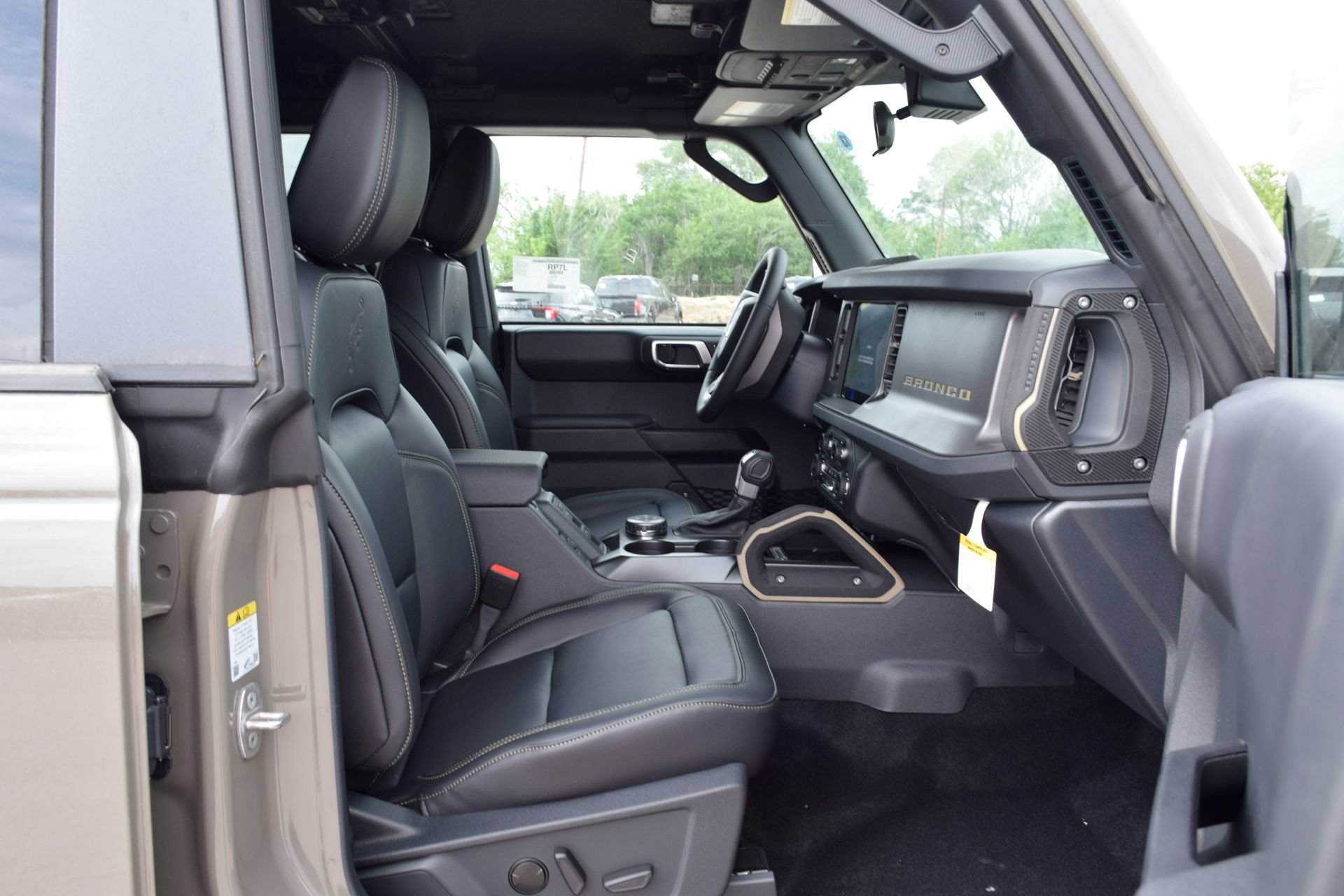 New 2026 Ford Bronco Badlands AWD/4WD image 23