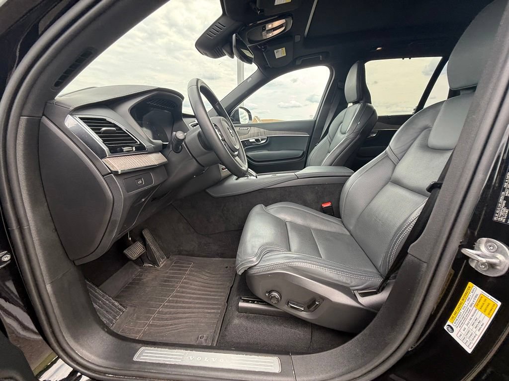 Used 2023 Volvo XC90 B6 Ultimate AWD/4WD image 29