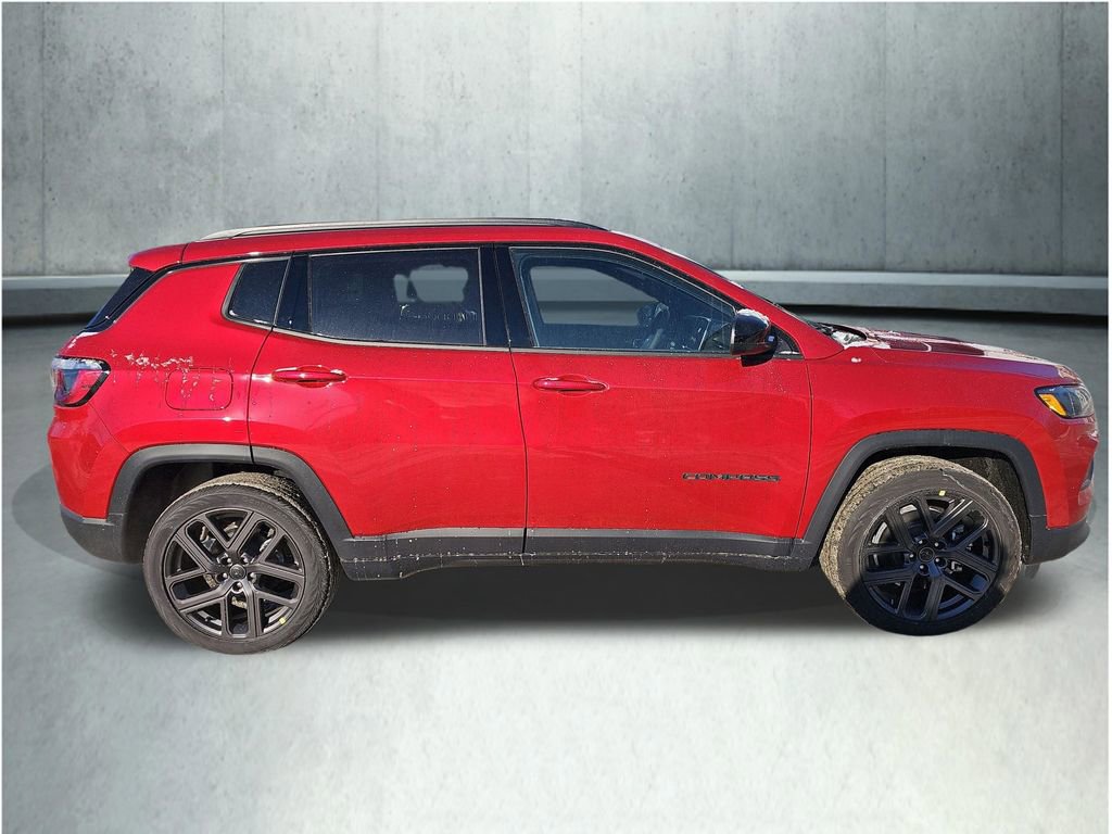 New 2026 Jeep Compass Latitude w/ Sun and Sound Group image 6