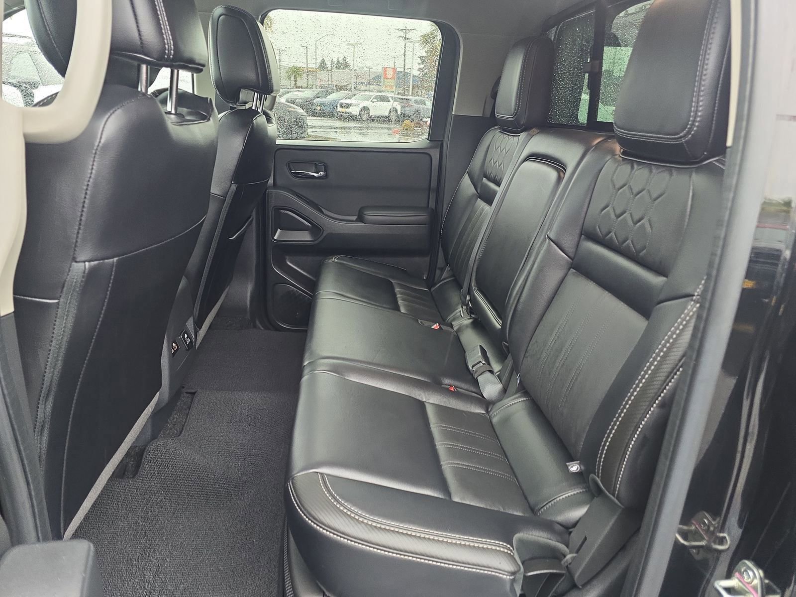 Used 2024 Nissan Frontier SL w/ Technology Package image 38