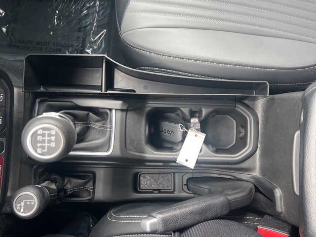 Used 2024 Jeep Wrangler Willys image 9