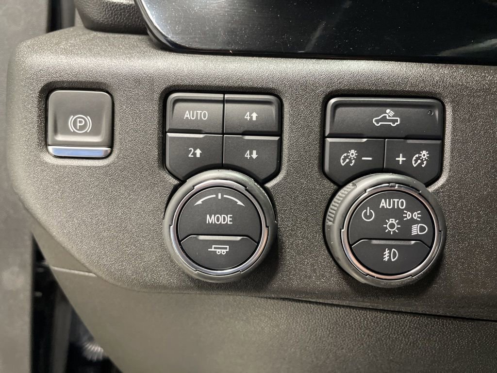 Used 2024 Chevrolet Silverado 1500 RST AWD/4WD image 29