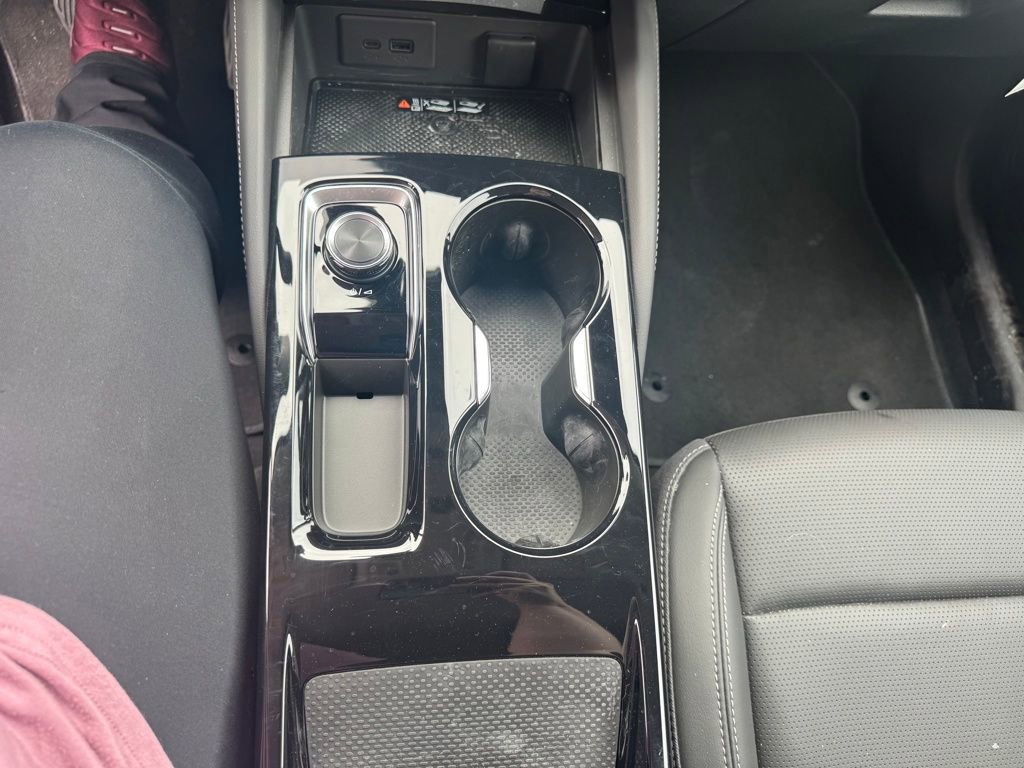 Used 2025 Buick Envision Preferred image 19